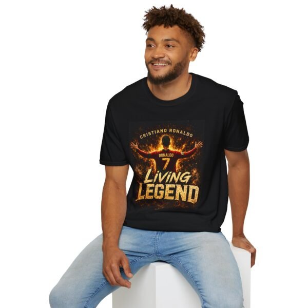 cristiano ronaldo 'living legend' unisex t shirt — soccer fan jersey